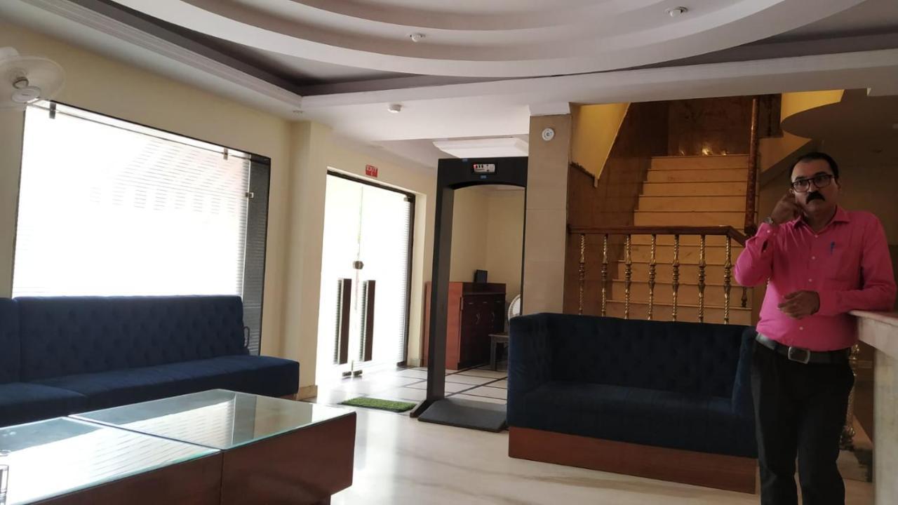 Hotel Singh Continetal Delhi  Luaran gambar