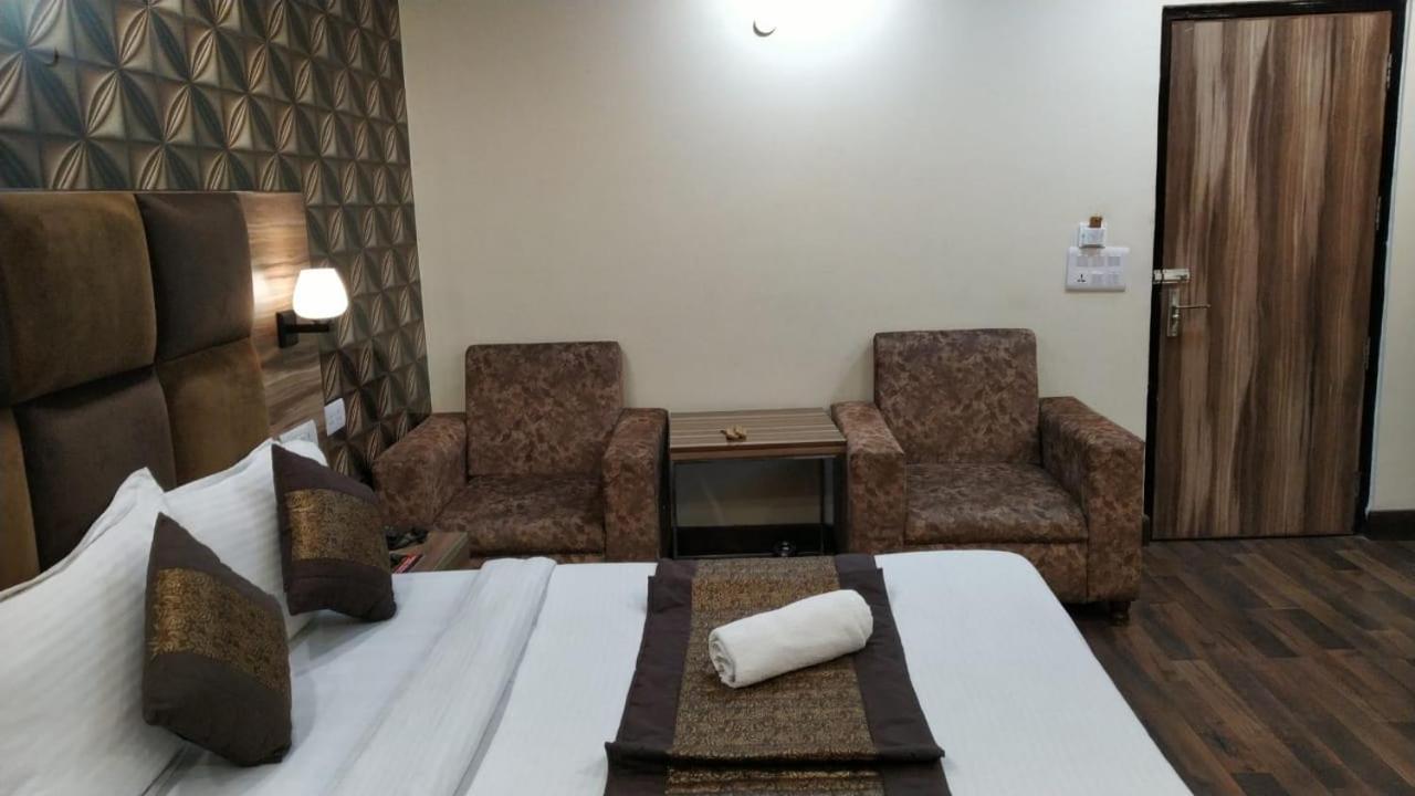 Hotel Singh Continetal Delhi  Luaran gambar